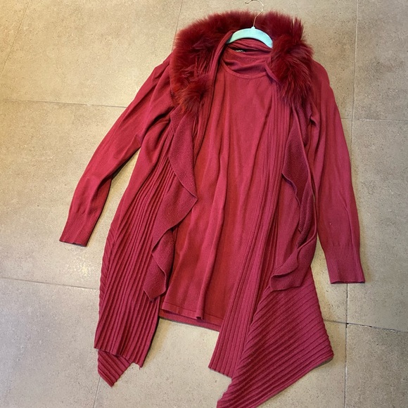 Two piece faux-fur cardigan and top - Picture 1 of 6